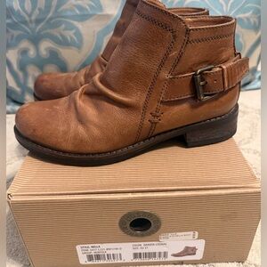 Bussola Nella Norfolk Dakota Cognac ankle boots